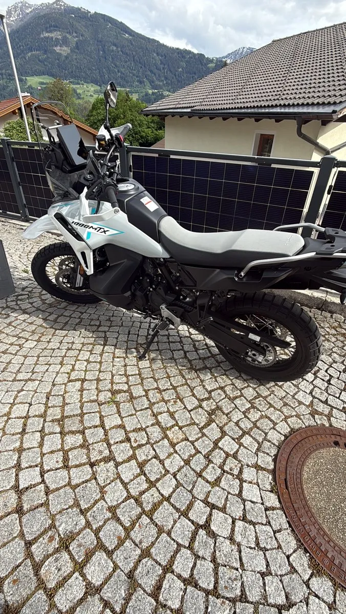 CFMOTO 1000MT-X