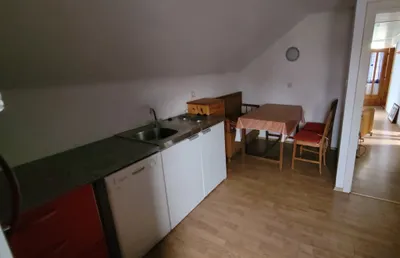 8-Zimmer-Haus kaufen in Krems Land – 265 m², € 280.000 – Bild 24 von 28