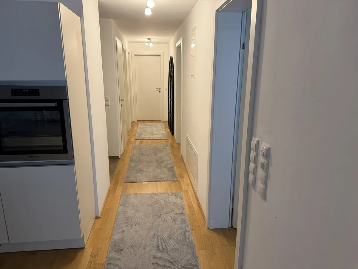 Traumhafte 4-Zi-Wohnung in Bestlage zu vermieten! - Ansicht 3