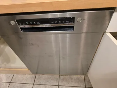 3-Zimmer-Wohnung mieten in Neunkirchen – 65 m², € 440 – Bild 2 von 10