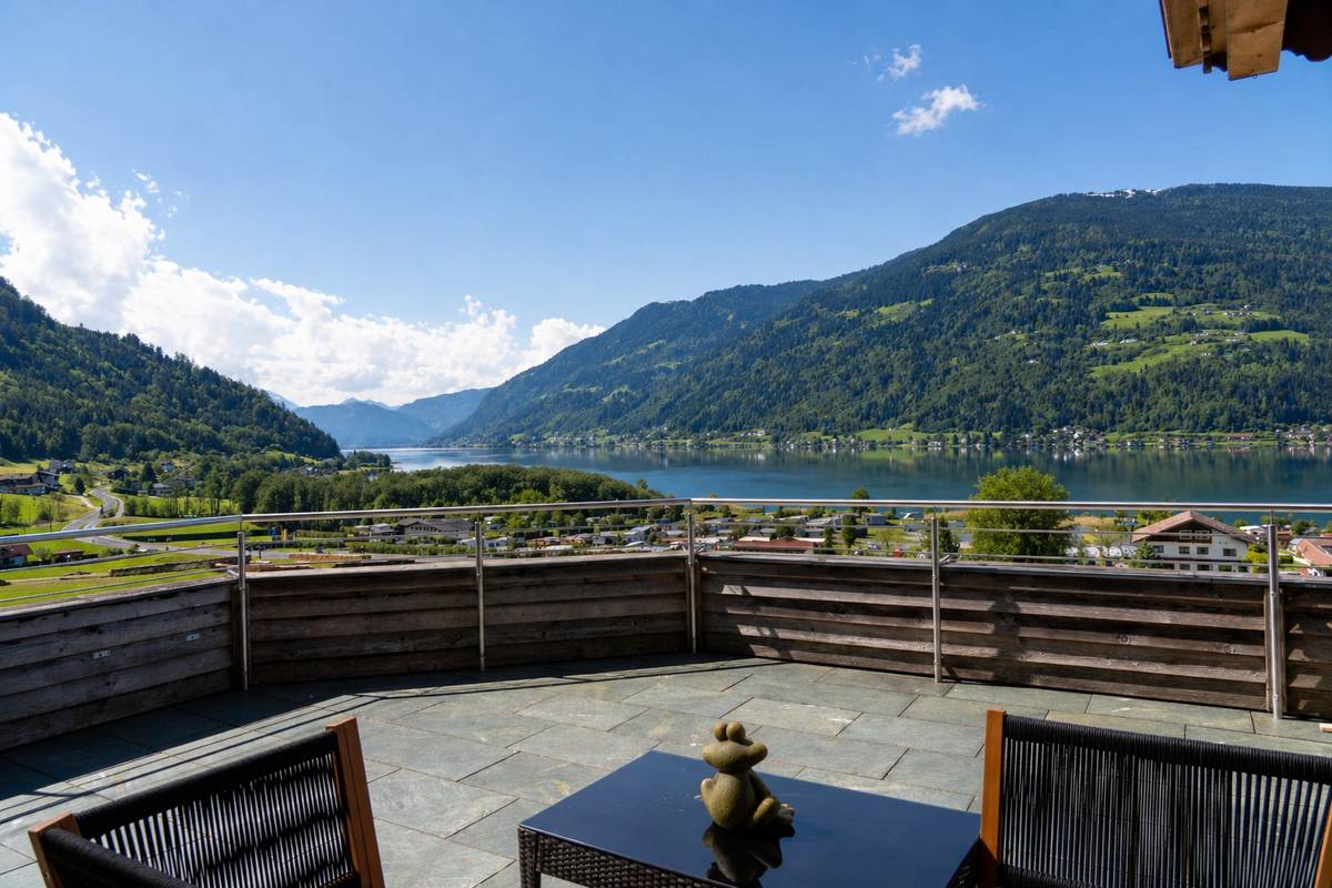 Sehenswertes Landhaus mit Panoramablick auf den Ossiacher See - Ansicht 3
