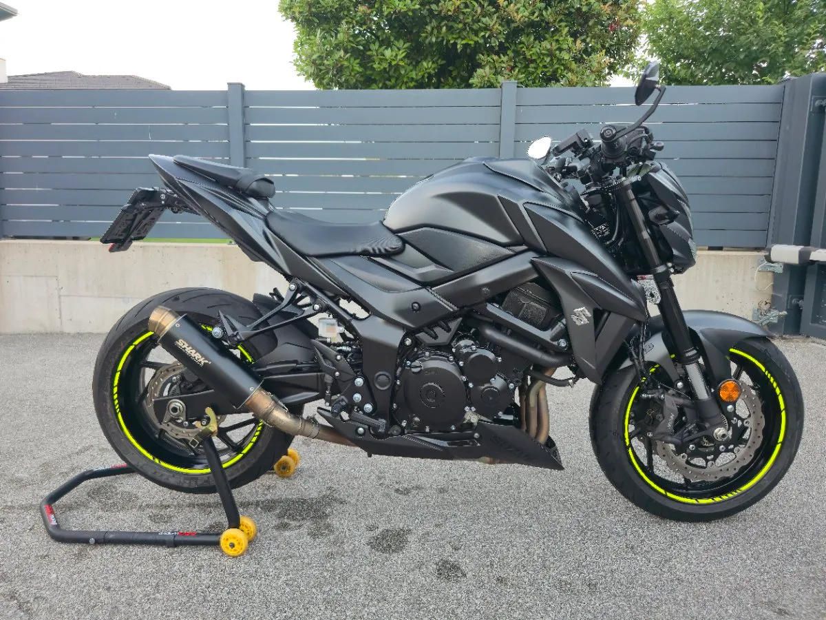 Suzuki GSX-S