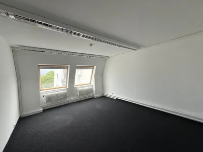 Gewerbeimmobilie mieten in Wien – 470 m², € 14 – Bild 2 von 8