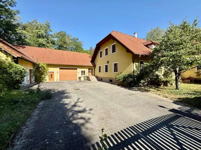 13-Zimmer-Haus kaufen in Korneuburg – 438,1 m², € 1.350.000 – Bild 15 von 16