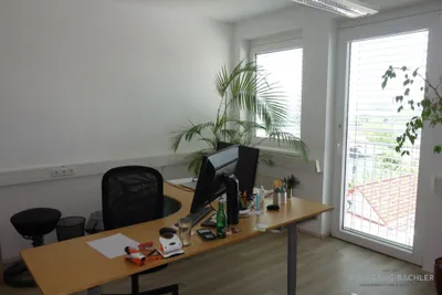 10-Zimmer-Gewerbeimmobilie mieten in Graz – 312 m², € 2.977 – Bild 8 von 11