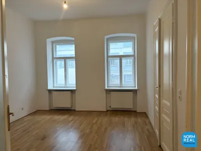 2,5 Zimmer Altbau unbefristet