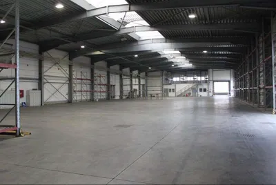 Gewerbeimmobilie mieten in Oberwart – 1 000 m², € 5 – Bild 2 von 4