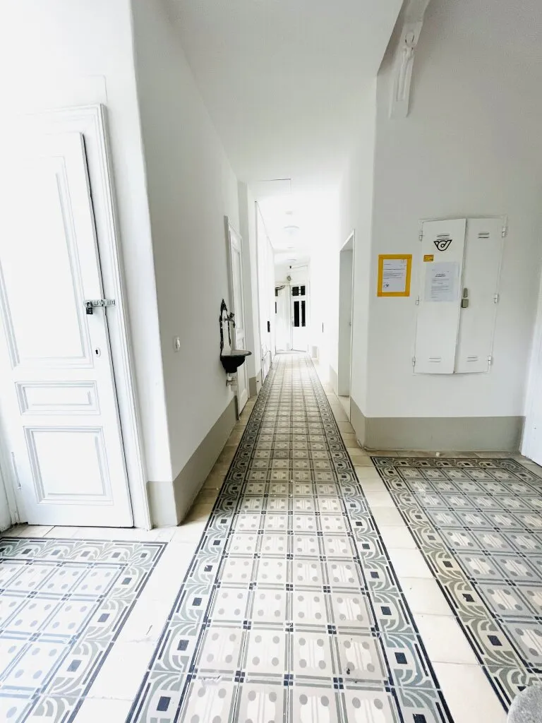Stadt-Wohnung, 2-Zimmer - mit Potential - Ansicht 2