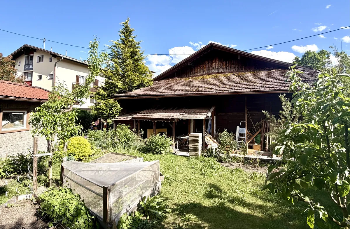 Historische Haushälfte mit Charme und großem Potenzial ... – pohled 3