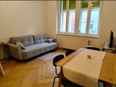 Untervermietung Ferienzeit - Vollmoeblierte Garconniere im Servitenviertel, photo 1