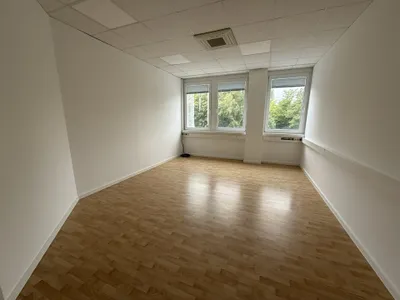 6-Zimmer-Gewerbeimmobilie mieten in Baden – 240 m², € 3.462 – Bild 9 von 16