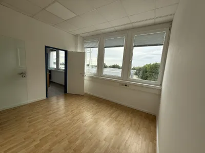 6-Zimmer-Gewerbeimmobilie mieten in Baden – 240 m², € 3.462 – Bild 12 von 16