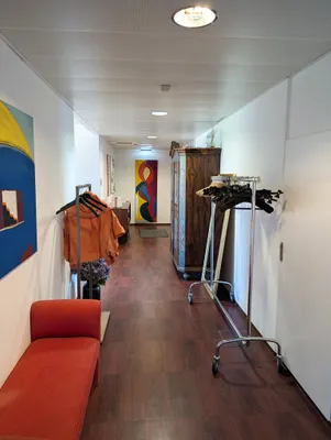 6-Zimmer-Gewerbeimmobilie mieten in Salzburg Stadt – 133 m², € 2.341 – Bild 3 von 5