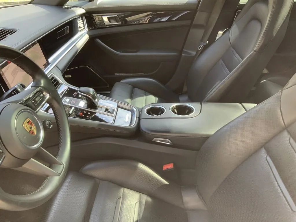 Porsche Panamera 4 E-Hybrid – Bild 7