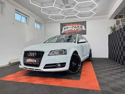 Audi A3 1.6 TDI Sportback*Sline*19 Zoll*Pickerl Neu*...