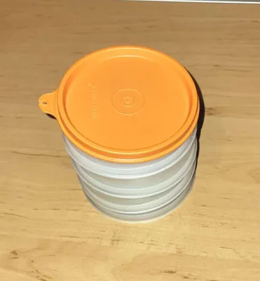 Tupperware Aufschnittbehälter, € 6,- (4040 Linz)