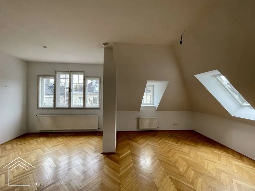 Altbauwohnung in wunderschöner Stilvilla - ein Zuhause für gehobene Ansprüche! - Ansicht 3