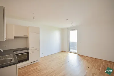 Moderne 2-Zimmer Wohnung mit Balkon – Bild 2