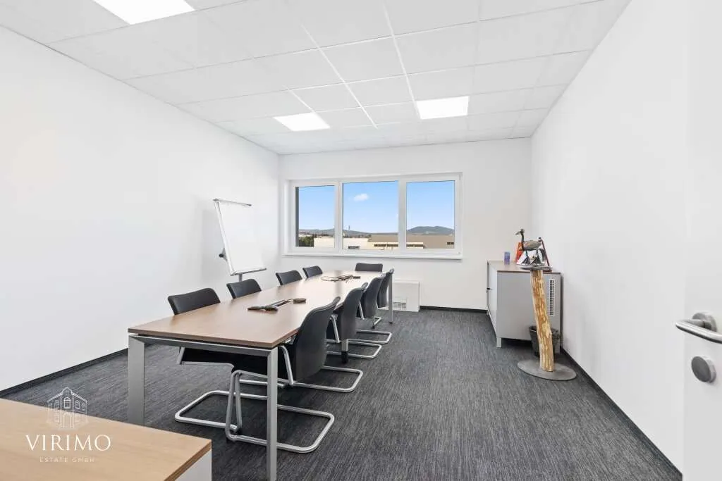 Helles, modernes Büro im 3. OG - 543 m² mit Top-Parkmöglichkeiten in Leonding - Vista 2