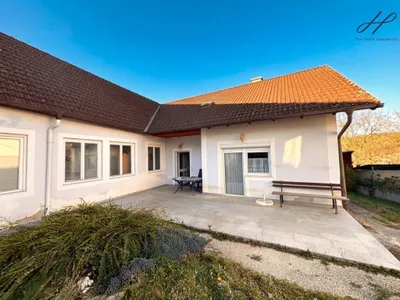 5-Zimmer-Haus kaufen in Oberpullendorf – 176 m², € 139.000 – Bild 1 von 24