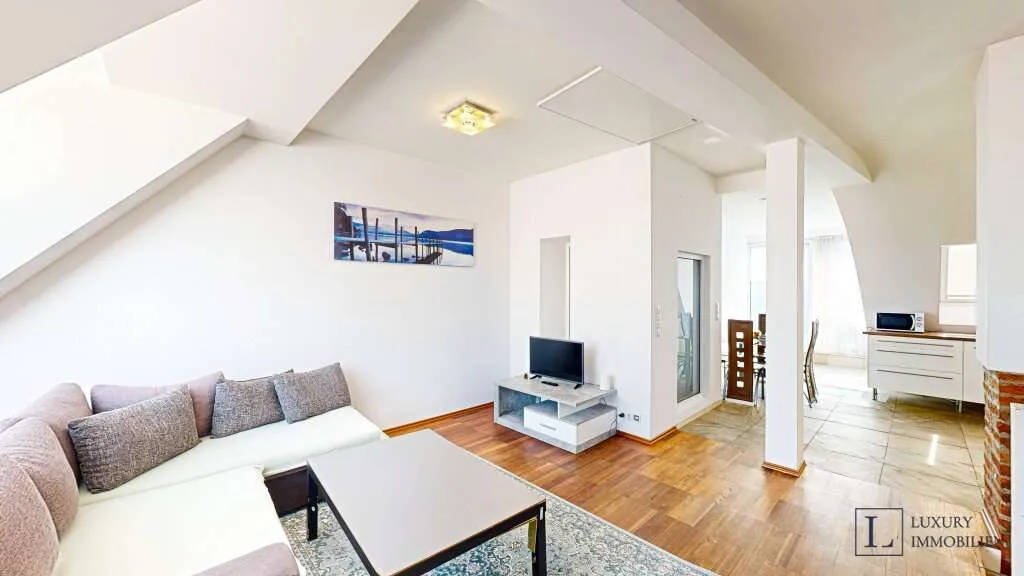 Helle und geräumige Maisonettewohnung mit Terrasse - Ansicht 2