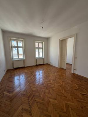 Helle, ruhige 2-Zimmer Wohnung