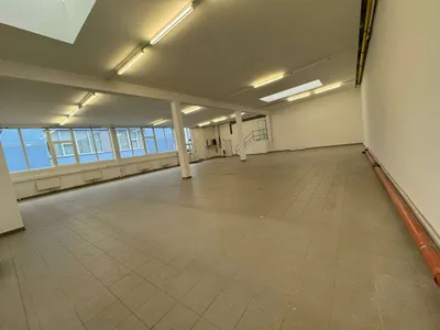 Gewerbeimmobilie mieten in Wiener Neustadt – 268 m², € 1.985 – Bild 3 von 14