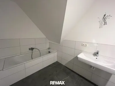 3-Zimmer-Wohnung mieten in Steyr – 77 m², € 943 – Bild 10 von 11