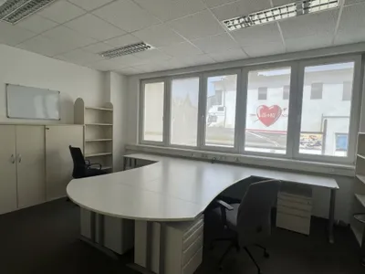6-Zimmer-Immobilie mieten in Mödling – 1 486 m², € 15.959 – Bild 4 von 11