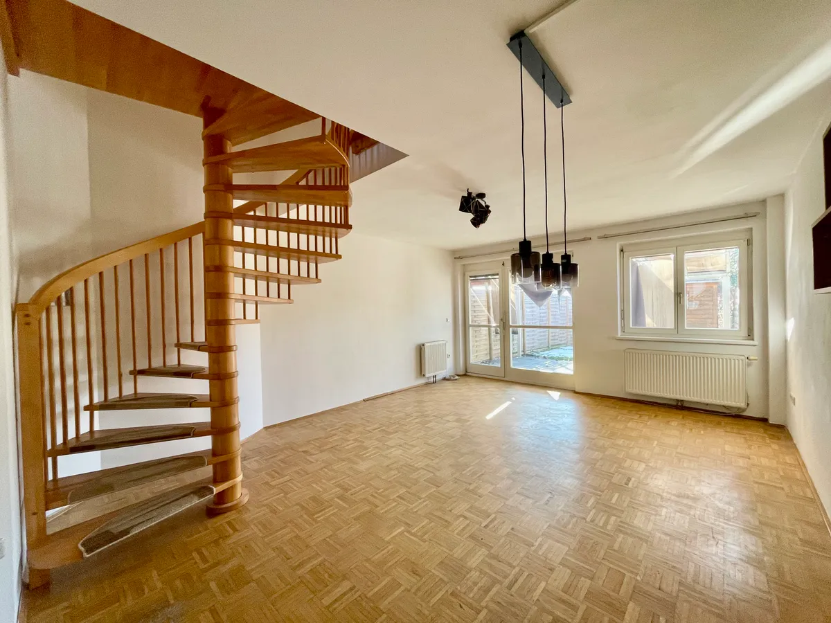 Familienparadies mit Garten & Terrasse - Großzügige Maisonettewohnung mit 4 Schlafzimmer! - Ansicht 3