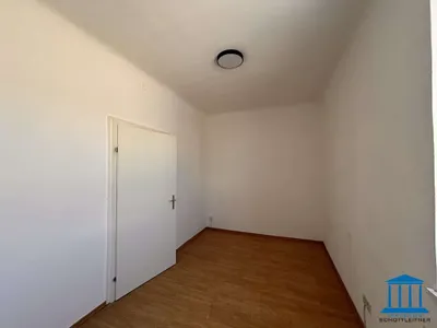 4-Zimmer-Gewerbeimmobilie mieten in Wiener Neustadt – 179 m², € 980 – Bild 19 von 30