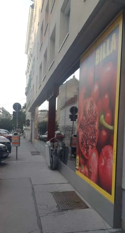 Gewerbeimmobilie (ehem. Supermarkt) zu verkaufen – pohled 2