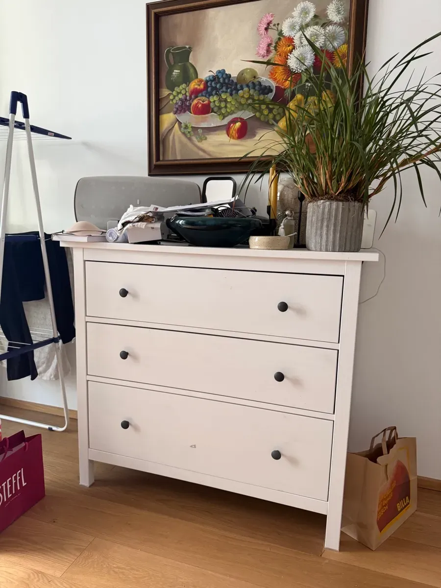 Kommode Ikea Hemnes weiß, € 90,- (1070 Wien)