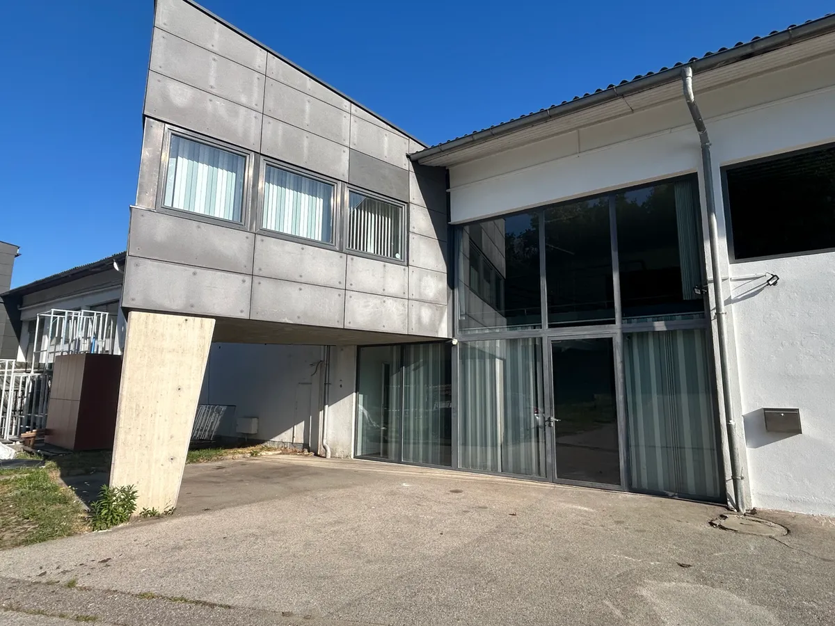 Attraktive Lagerhalle mit Bürofläche - 381,60 m² - Klagenfurt - Ansicht 2