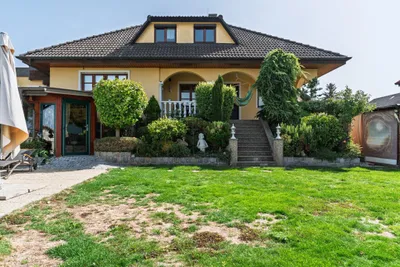 6-Zimmer-Haus kaufen in Bruck an der Leitha – 160 m², € 790.000 – Bild 2 von 38