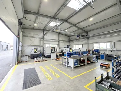 Gewerbeimmobilie mieten in Wels-Land – 258 m², € 3.000 – Bild 2 von 8