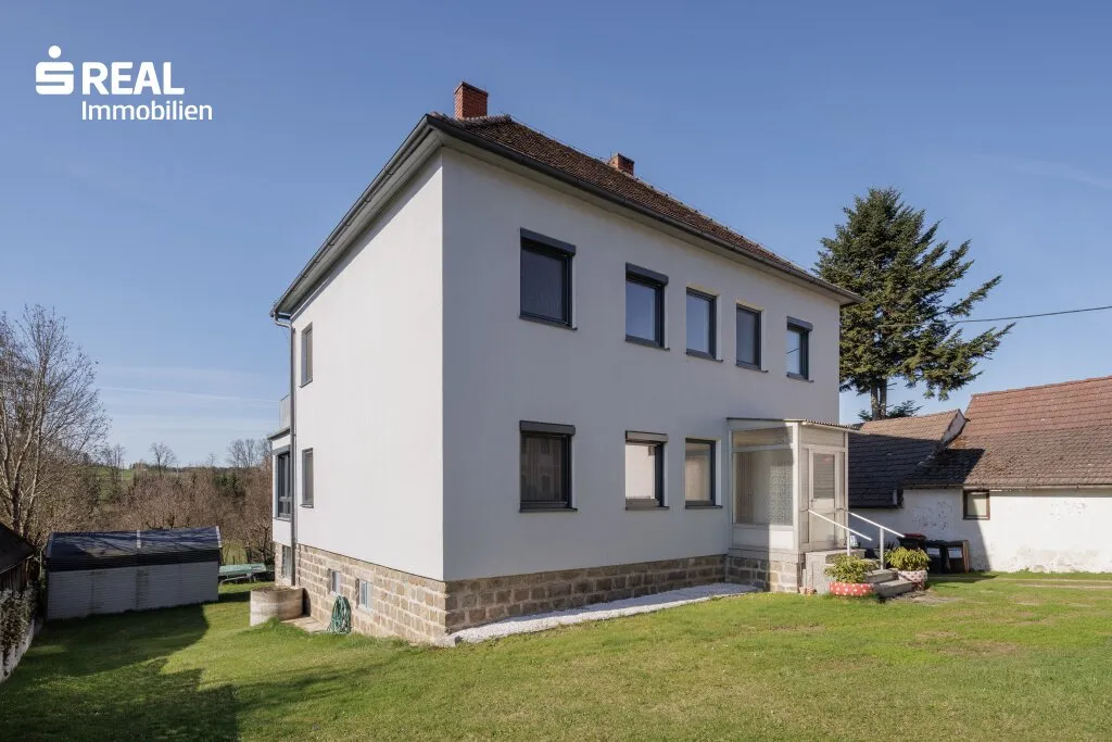 Saniertes Mehrparteienhaus mit großem Garten in ruhiger Lage - Ansicht 3