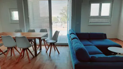 WOHNGEMEINSCHAFT mit 4 Zimmer – Bild 2