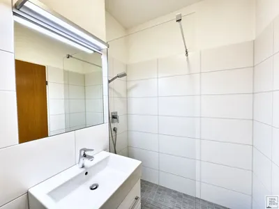 2-Zimmer-Wohnung kaufen in Innsbruck – 39,65 m², € 325.000 – Bild 11 von 16