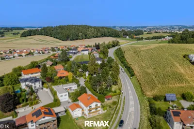 8-Zimmer-Gewerbeimmobilie kaufen in Ried im Innkreis – 221 m², € 395.000 – Bild 2 von 20