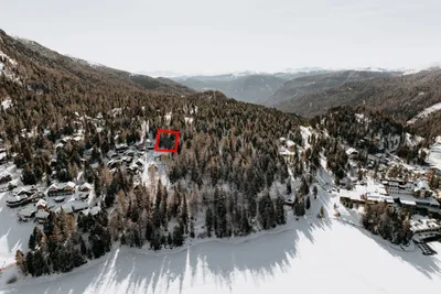 Grundstück kaufen in Feldkirchen – 827 m², € 998.000 – Bild 1 von 3