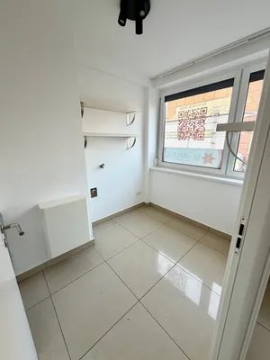 2-Zimmer-Gewerbeimmobilie mieten in Linz – 30 m², € 286 – Bild 5 von 10
