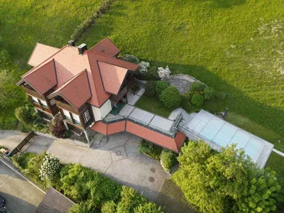 5-Zimmer-Haus mieten in Gmunden – 378 m², € 5.525 – Bild 5 von 19