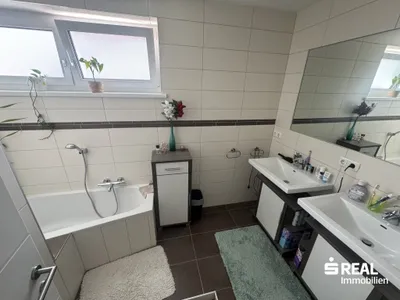 4-Zimmer-Wohnung kaufen in Schärding – 88 m², € 215.000 – Bild 2 von 3