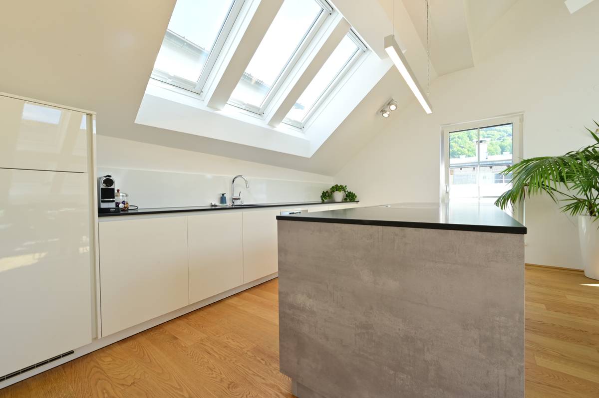 MONDSEE | Premium-Maisonette mit Penthousefeeling und außergewöhnlicher Wohnatmosphäre - Ansicht 2
