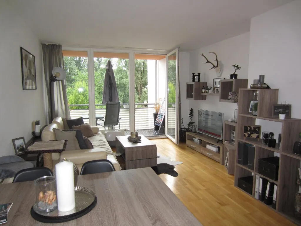 Attraktive Stadtwohnung im Zentrum Herrnau - Widok 2