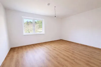 3-Zimmer-Wohnung kaufen in Baden – 83,29 m², € 280.000 – Bild 2 von 10