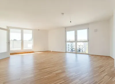 Attraktive 4-Zimmer-Dachgeschosswohnung mit Süd/West-Terrasse - Schöner Weitblick - Klimaanlage – Bild 2
