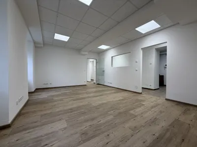 3-Zimmer-Gewerbeimmobilie mieten in Baden – 110 m², € 1.287 – Bild 3 von 6