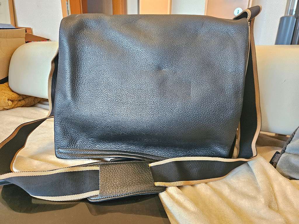 Bree Laptop Tasche Leder